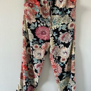 Buffalo David Bitton Multicolor Floral Trousers